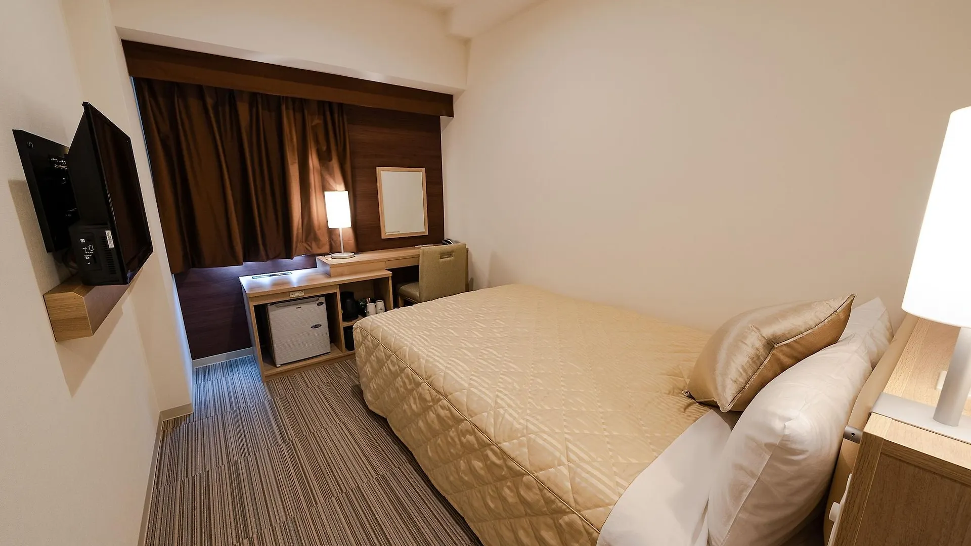 Four Points Flex By Sheraton Osaka Kitahama 3*,  Japonsko